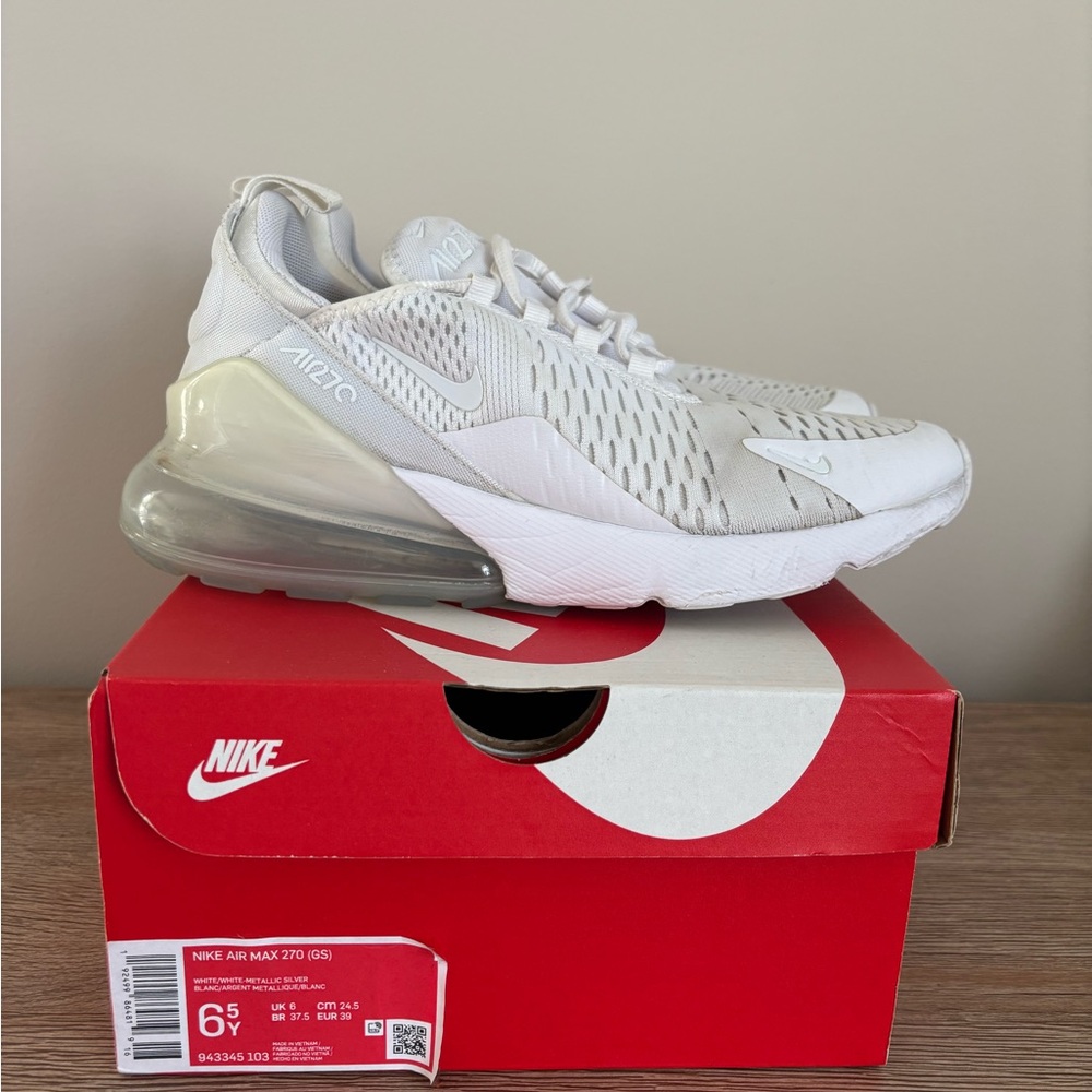 Nike Air Max 270